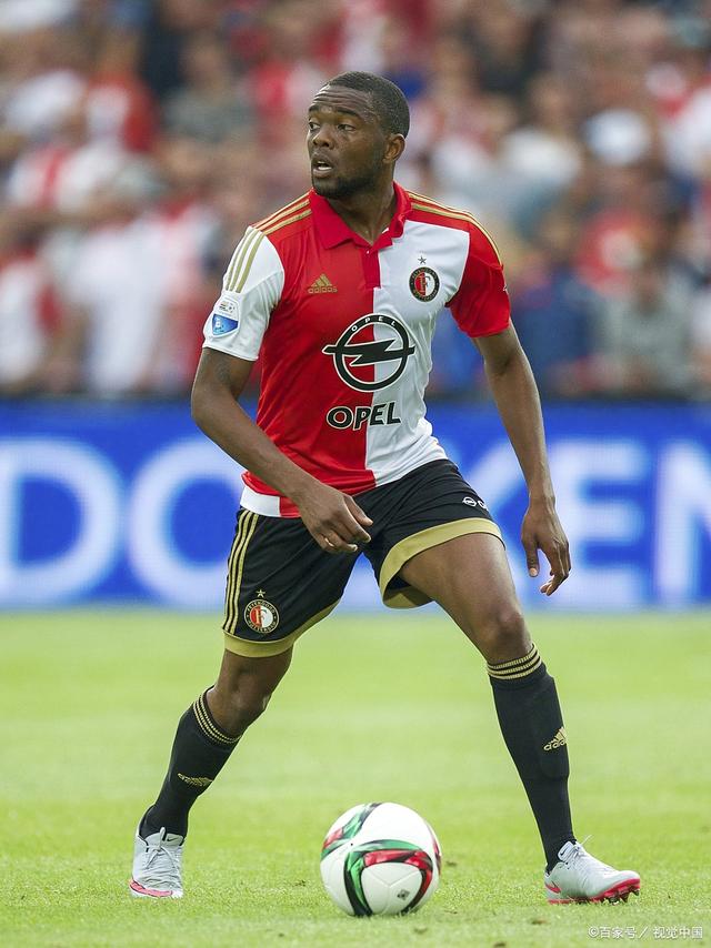 赛地聚焦——荷甲加时末段热度飙升，费耶诺德绝杀压哨，悬念犹存，医务组通报恢复(费耶诺德是哪个国家俱乐部)