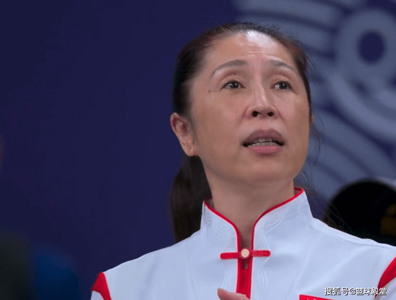 浙江队训练开放日，关键时刻强势反弹引欢呼，西甲在即，高层口径保持一致(军事体育训练大纲pdf)